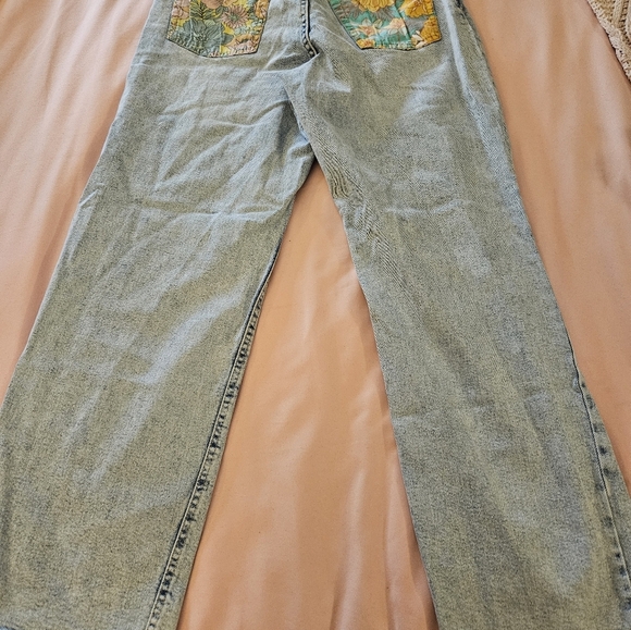Wild Fable Distressed High Rise Dad Jeans Jeans - Picture 4 of 4